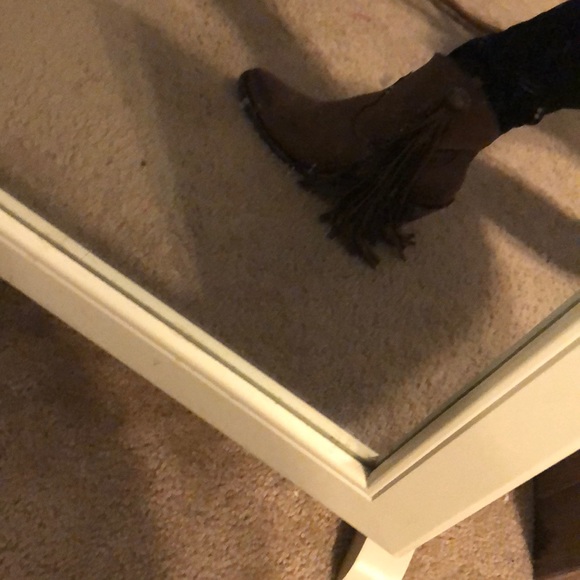 Brown tasseled booties - Picture 7 of 7